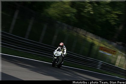 sbk_rea_06.jpg