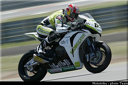 sbk_rea_09.jpg