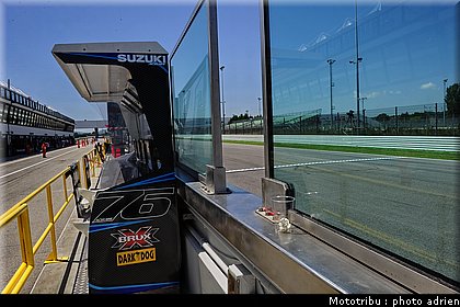 paddock_circuit_misano2009_006.JPG