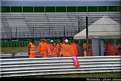 paddock_circuit_misano2009_013.JPG