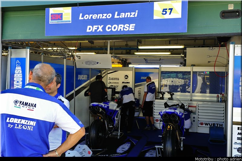 stands_misano_sbk2009_0011