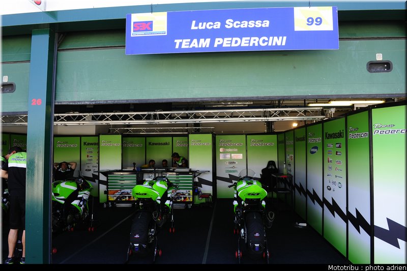 stands_misano_sbk2009_0016