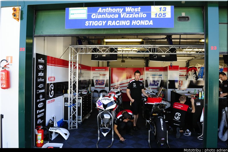 stands_misano_sbk2009_0022