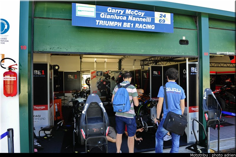 stands_misano_sbk2009_0025