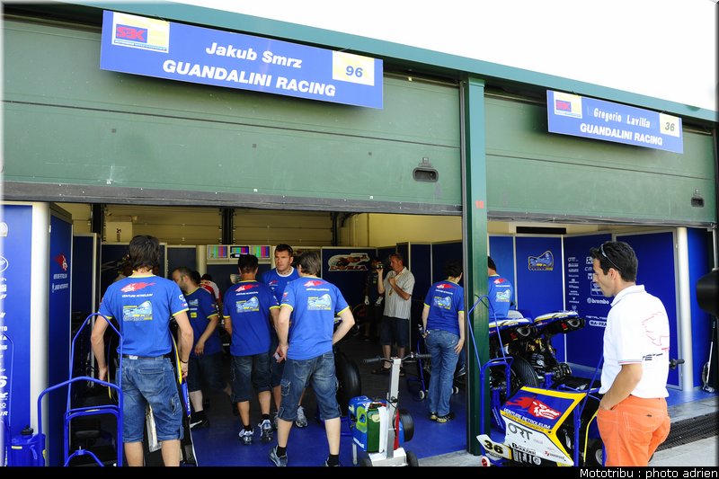 stands_misano_sbk2009_0031