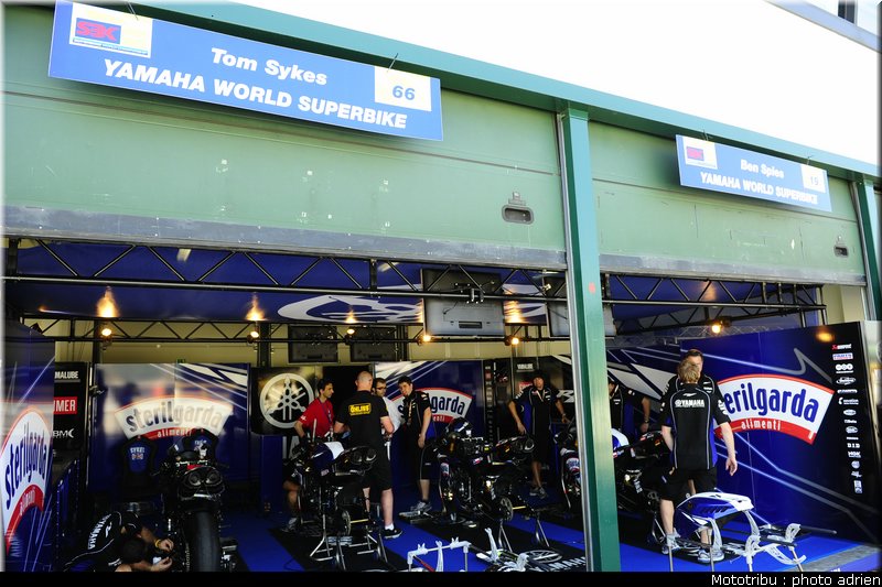 stands_misano_sbk2009_0038