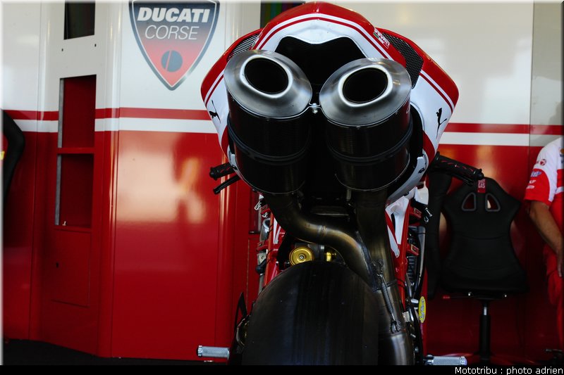 stands_misano_sbk2009_0046
