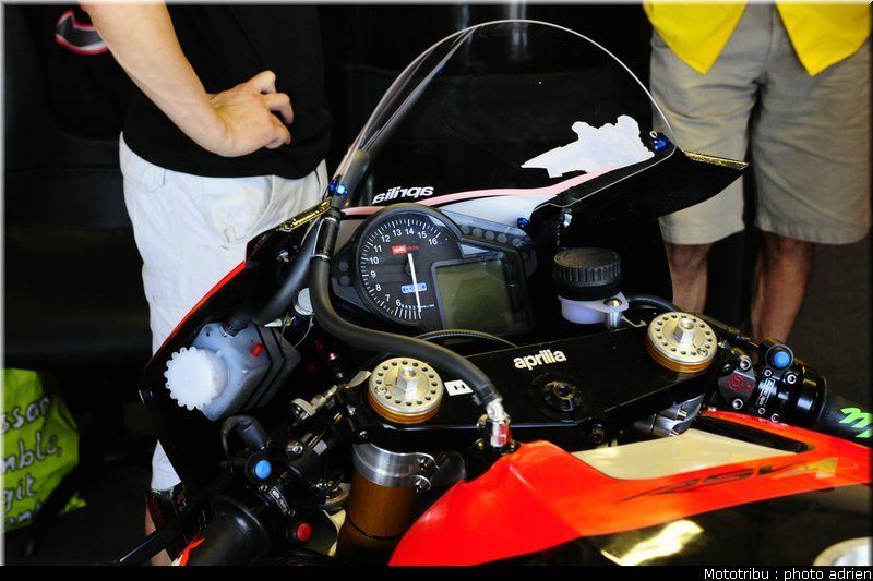 stands_misano_sbk2009_0059