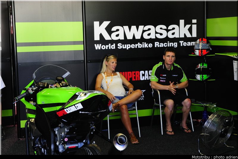 stands_misano_sbk2009_0077