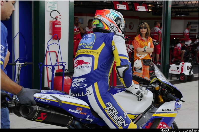 stands_misano_sbk2009_0194