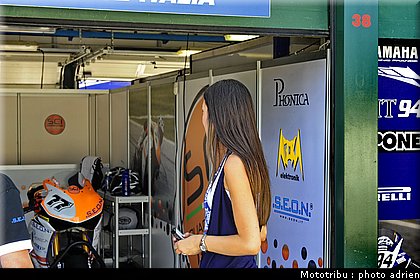 stands_misano_sbk2009_0006.JPG