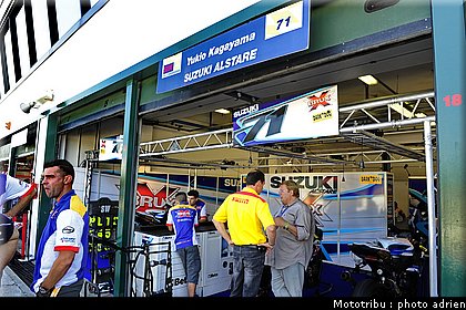 stands_misano_sbk2009_0026.JPG