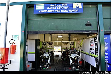 stands_misano_sbk2009_0032.JPG