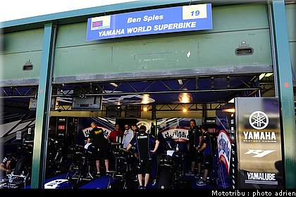 stands_misano_sbk2009_0036.JPG