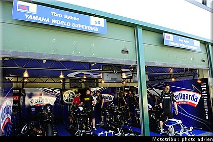 stands_misano_sbk2009_0038.JPG