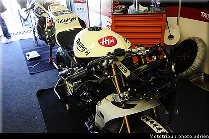 stands_misano_sbk2009_0050.JPG