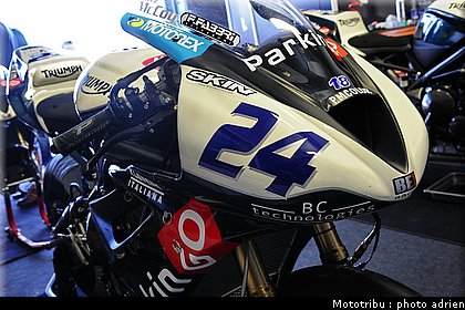 stands_misano_sbk2009_0053.JPG