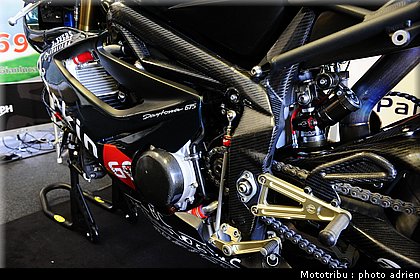 stands_misano_sbk2009_0054.JPG