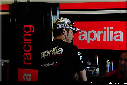 stands_misano_sbk2009_0061.JPG