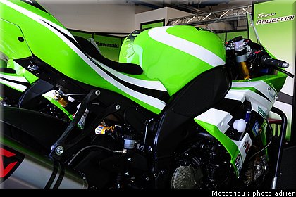 stands_misano_sbk2009_0075.JPG
