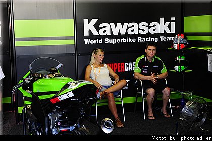 stands_misano_sbk2009_0077.JPG