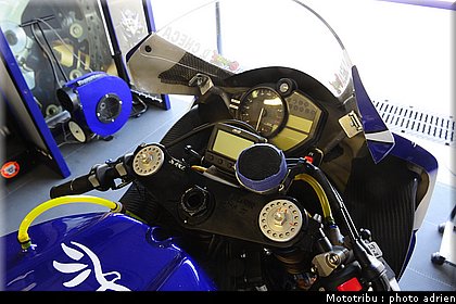stands_misano_sbk2009_0086.JPG