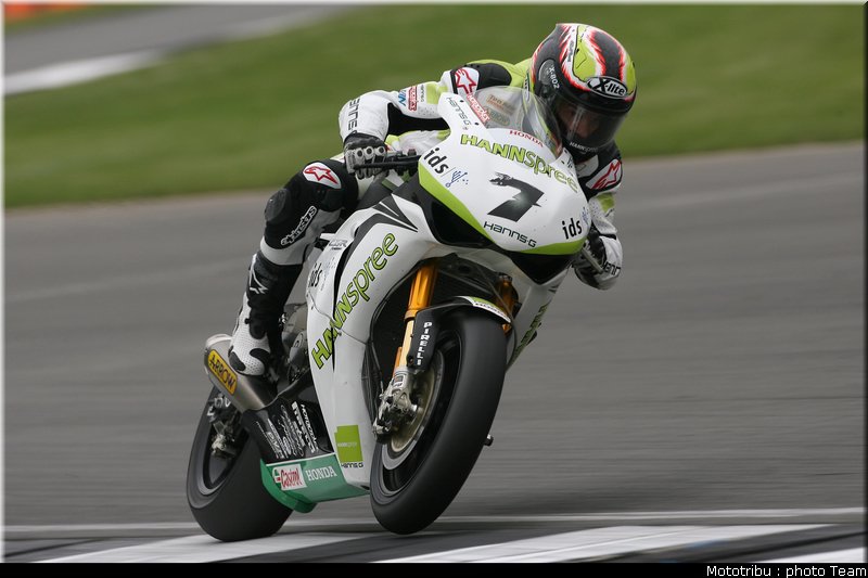 superbike_checac_08_donington2009