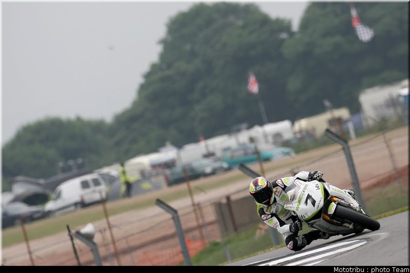 superbike_checac_11_donington2009