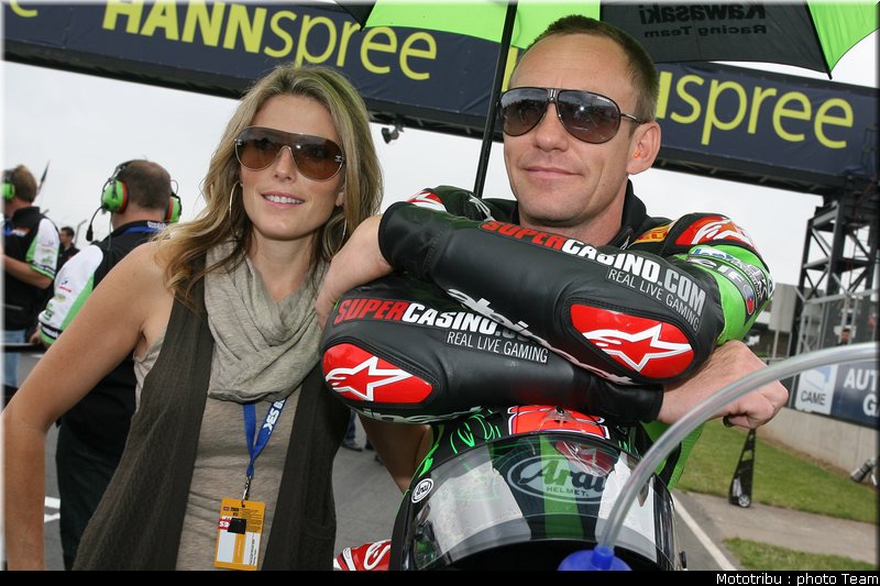 superbike_hacking_7_donington2009