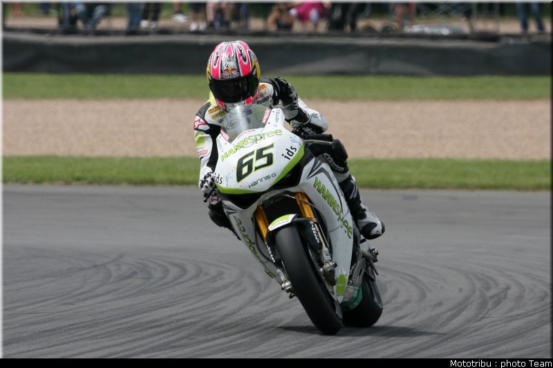 superbike_rea_13_donington2009