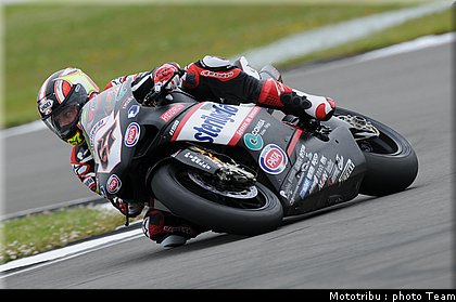 superbike_byrne_2_donington2009.jpg