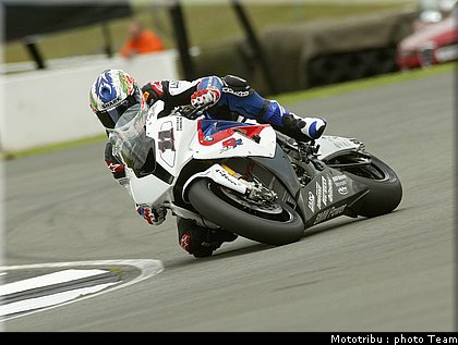 superbike_corser_7_donington2009.jpg
