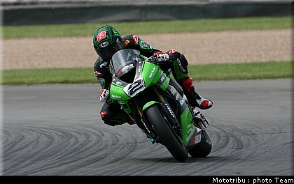 superbike_hacking_6_donington2009.jpg