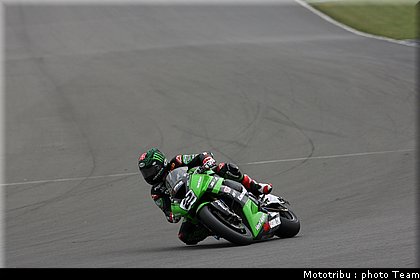 superbike_hacking_8_donington2009.jpg