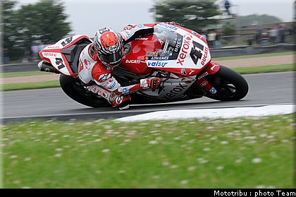 superbike_haga_3_donington2009.jpg