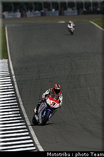 superbike_kyionari_10_donington2009.jpg