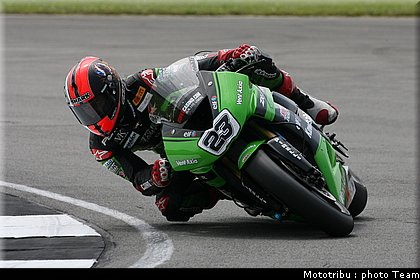 superbike_parkes_7_donington2009.jpg