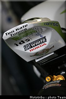 superbike_rea_11_donington2009.jpg