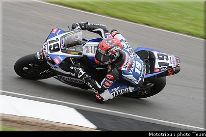 superbike_spies_2_donington2009.jpg