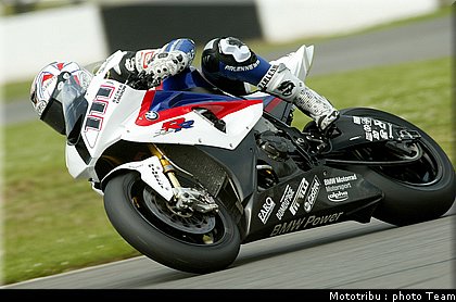 superbike_xaus_7_donington2009.jpg