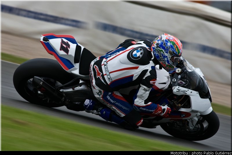 corser_2_sbk_gutierrez_donington2009