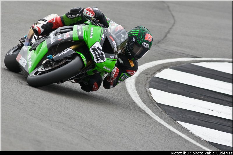 hacking_8_sbk_gutierrez_donington2009