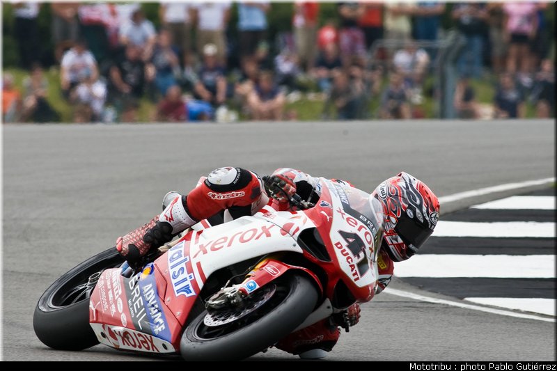 haga_1_sbk_gutierrez_donington2009