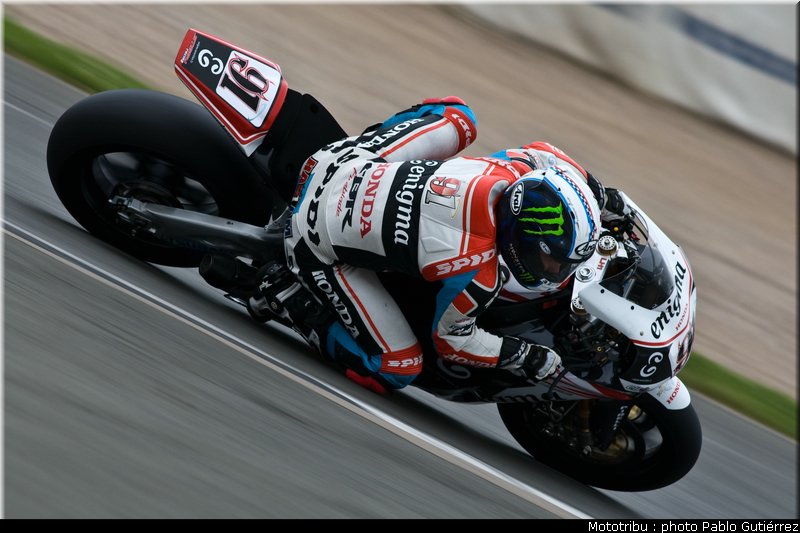 haslam_4_sbk_gutierrez_donington2009