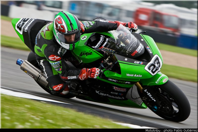 parkes_10_sbk_gutierrez_donington2009