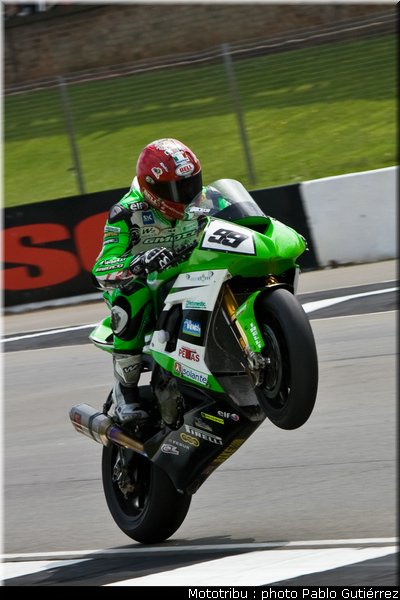 scassa_3_sbk_gutierrez_donington2009