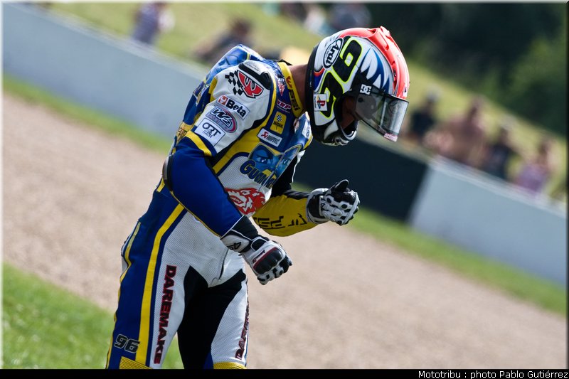 smrz_6_sbk_gutierrez_donington2009