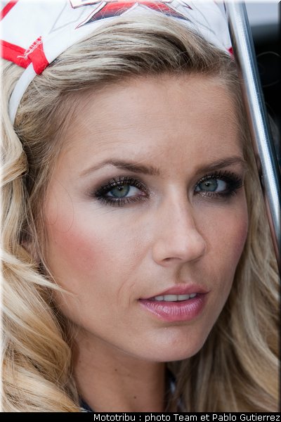 superbike_pitbabes_brno2009_06