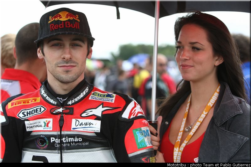 superbike_pitbabes_brno2009_24