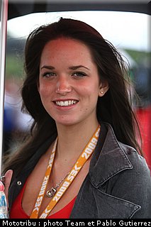 superbike_pitbabes_brno2009_25.jpg